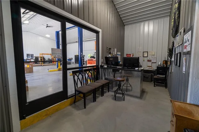 $375,000 | 1744 Oklahoma Avenue, Trenton, MO 64683