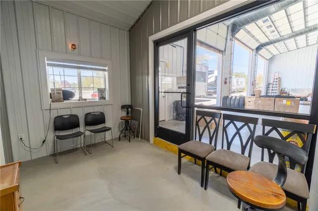 $375,000 | 1744 Oklahoma Avenue, Trenton, MO 64683