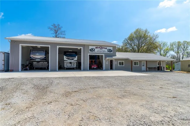 $375,000 | 1744 Oklahoma Avenue, Trenton, MO 64683