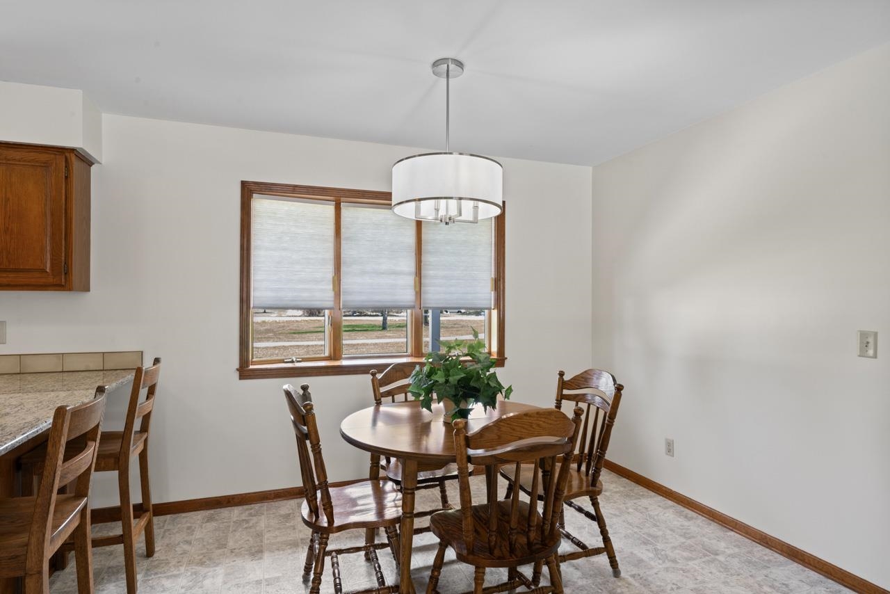 5802 Pratt Road Lapeer, MI 48446 - Photo 8 of 33
