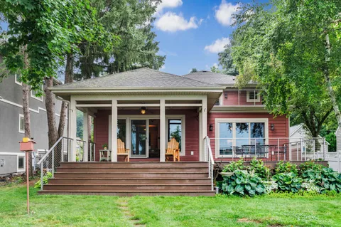 $1,798,000 | W352N6080 Bauers Lane, Oconomowoc, WI 53066