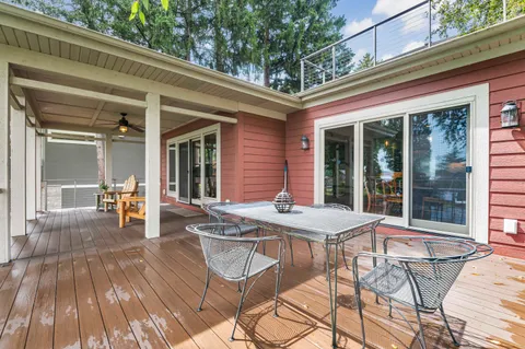 $1,798,000 | W352N6080 Bauers Lane, Oconomowoc, WI 53066