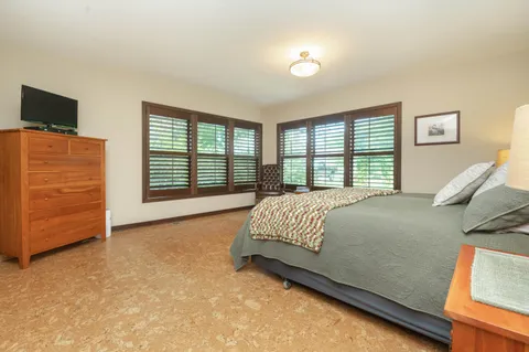 $1,798,000 | W352N6080 Bauers Lane, Oconomowoc, WI 53066