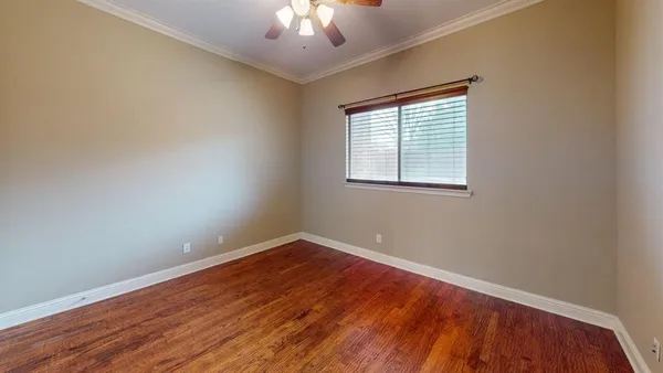 $3,899 | 429 Whisperfield Drive, Murphy, TX 75094