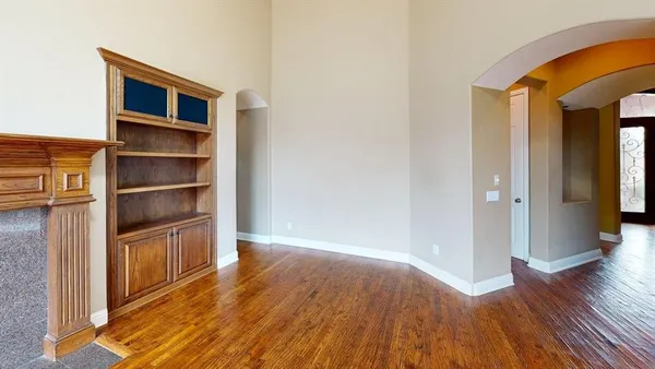 $3,899 | 429 Whisperfield Drive, Murphy, TX 75094