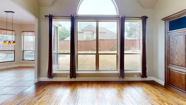 $3,899 | 429 Whisperfield Drive, Murphy, TX 75094