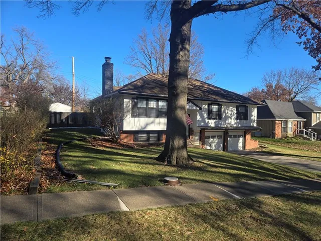$289,000 | 4212 East 105th Terrace, Kansas City, MO 64137