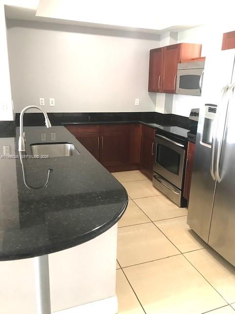 7275 Southwest 89th Street, Unit B415 Miami, FL 33156 - Photo 3 of 30