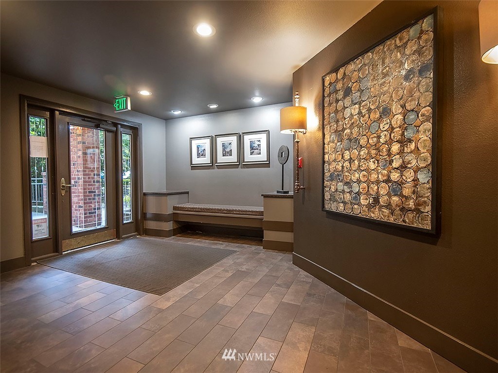 566 Prospect Street, Unit 209 Seattle, WA 98109 - Photo 2 of 19