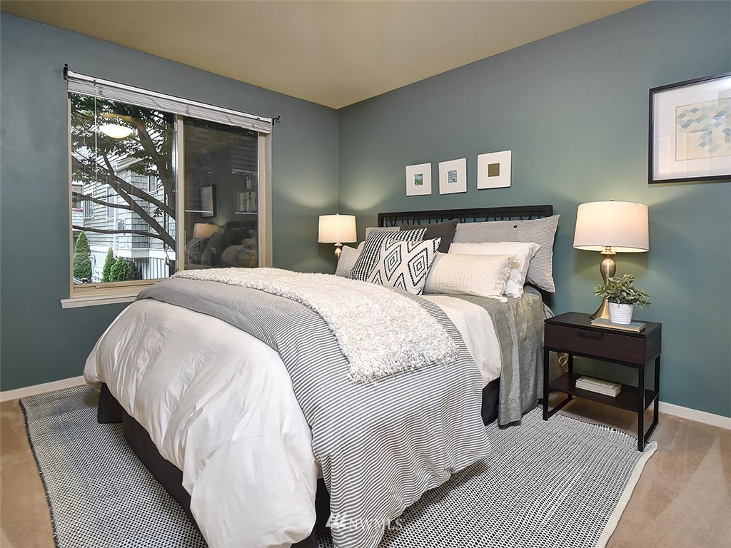 566 Prospect Street, Unit 209 Seattle, WA 98109 - Photo 11 of 19