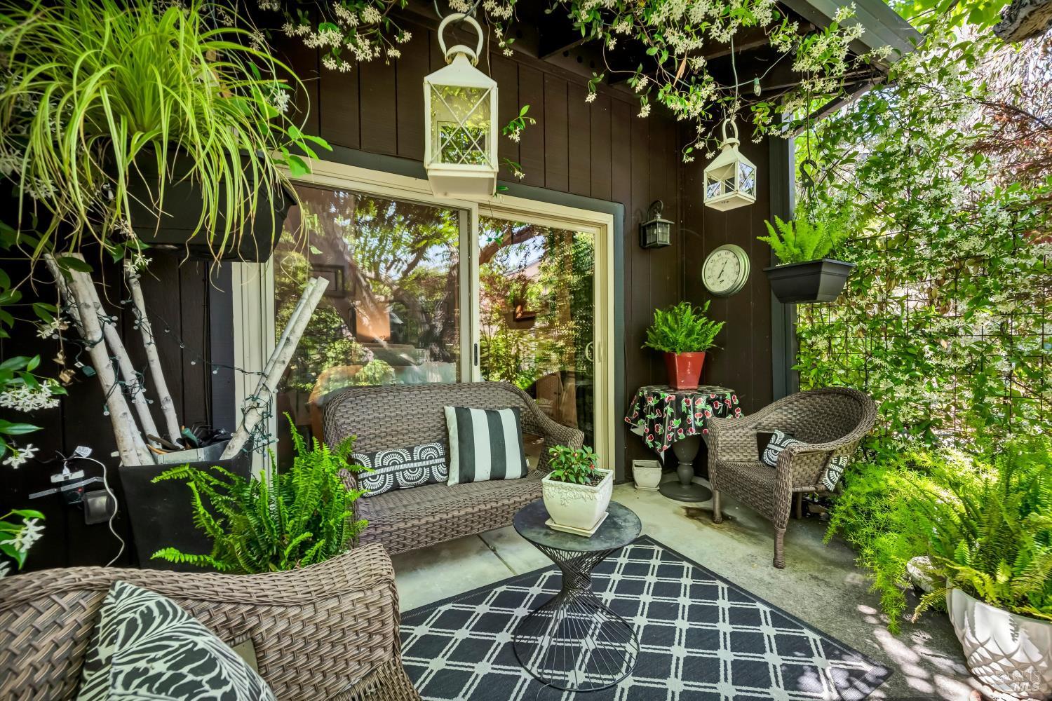 264 Los Alamos Road Santa Rosa, CA 95409 - Photo 13 of 31