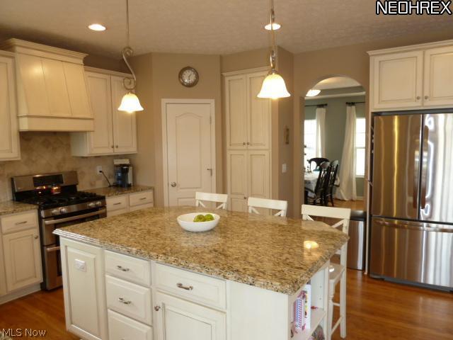 461 Cedarwood Road Avon Lake, OH 44012 - Photo 11 of 25 Gallery Image 11