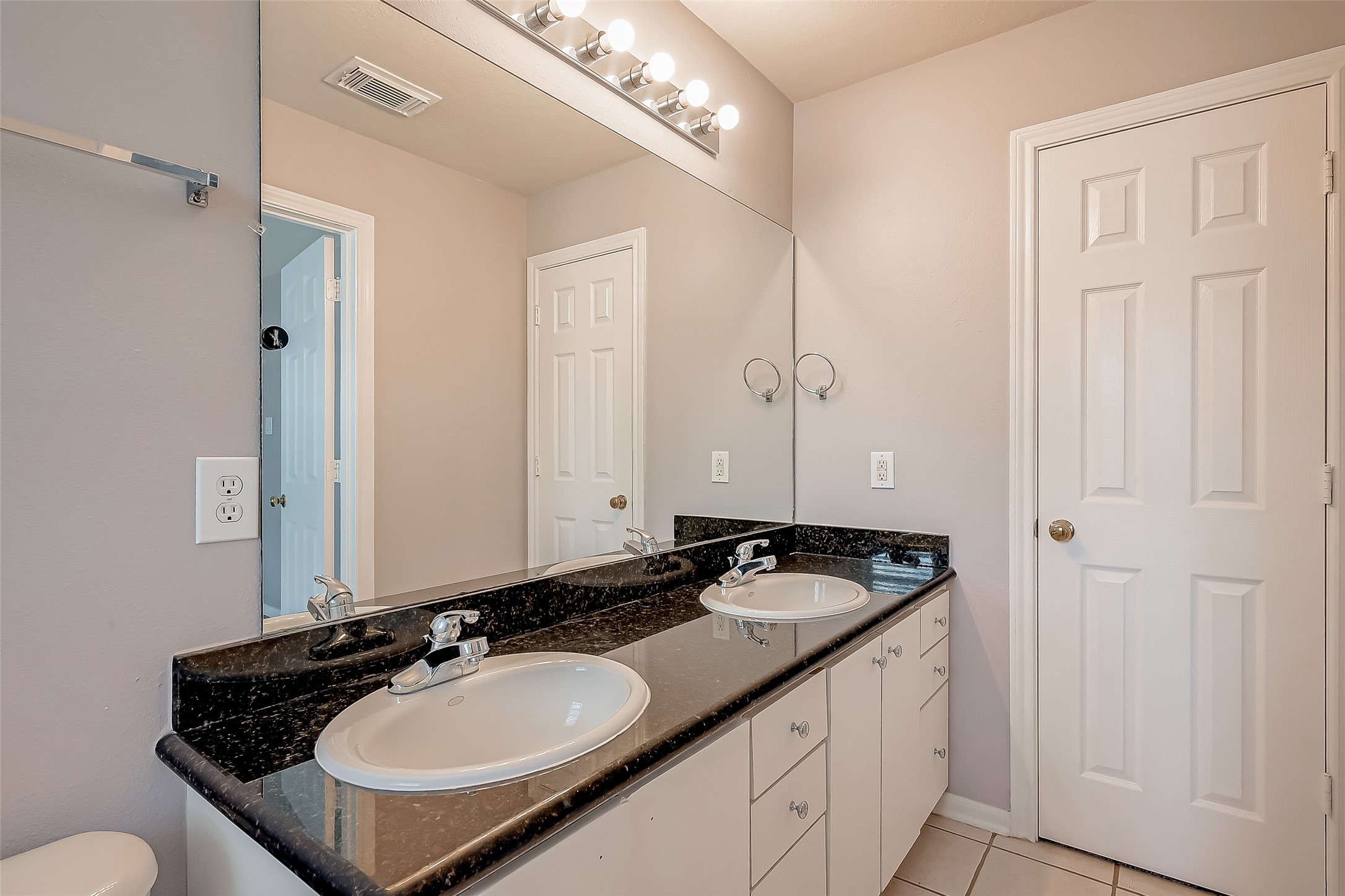 206 Sydnor Street Houston, TX 77020 - Photo 29 of 33