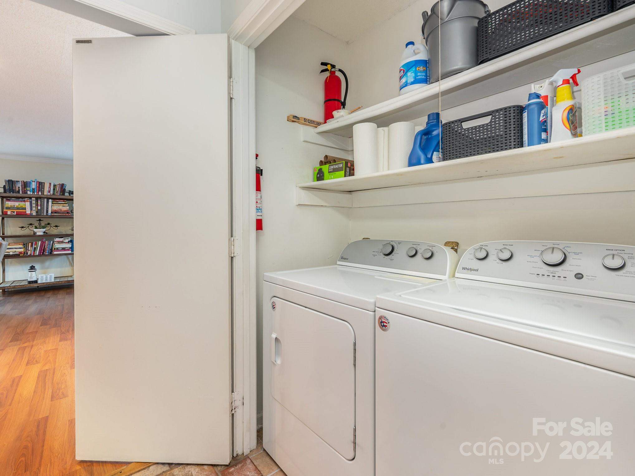 11625 Park Road Charlotte, NC 28226 - Photo 20 of 28 a utility room with dryer and washer