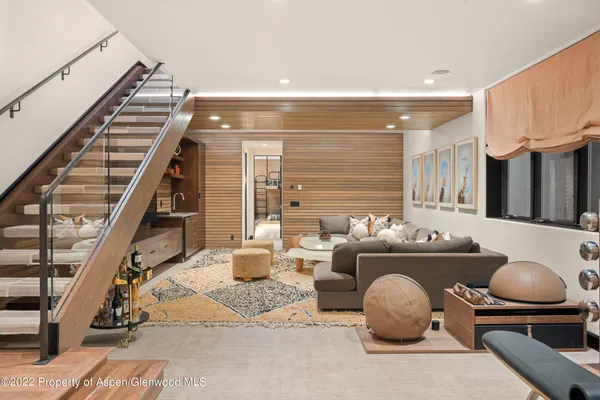 $135,000 | 940 East Hyman Avenue, Aspen, CO 81611