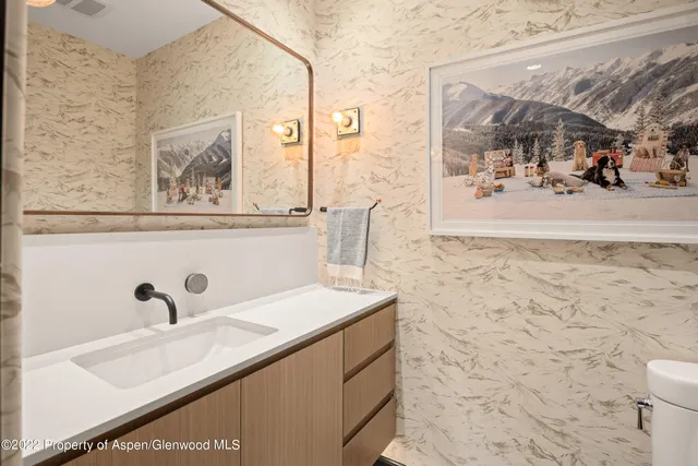 $135,000 | 940 East Hyman Avenue, Aspen, CO 81611