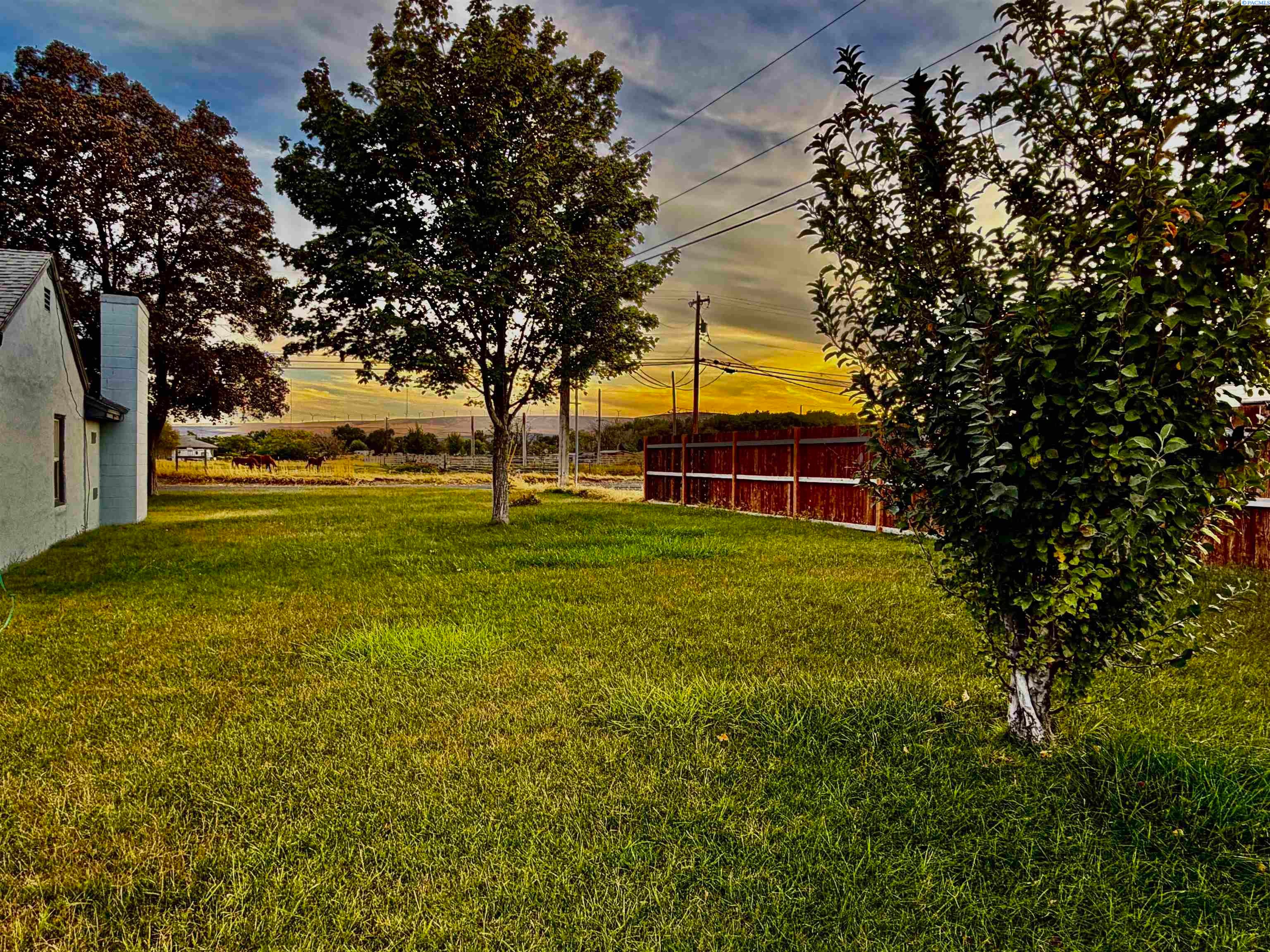206504 East Bryson Brown Road Kennewick, WA 99337 - Photo 10 of 22 Gallery Image 10