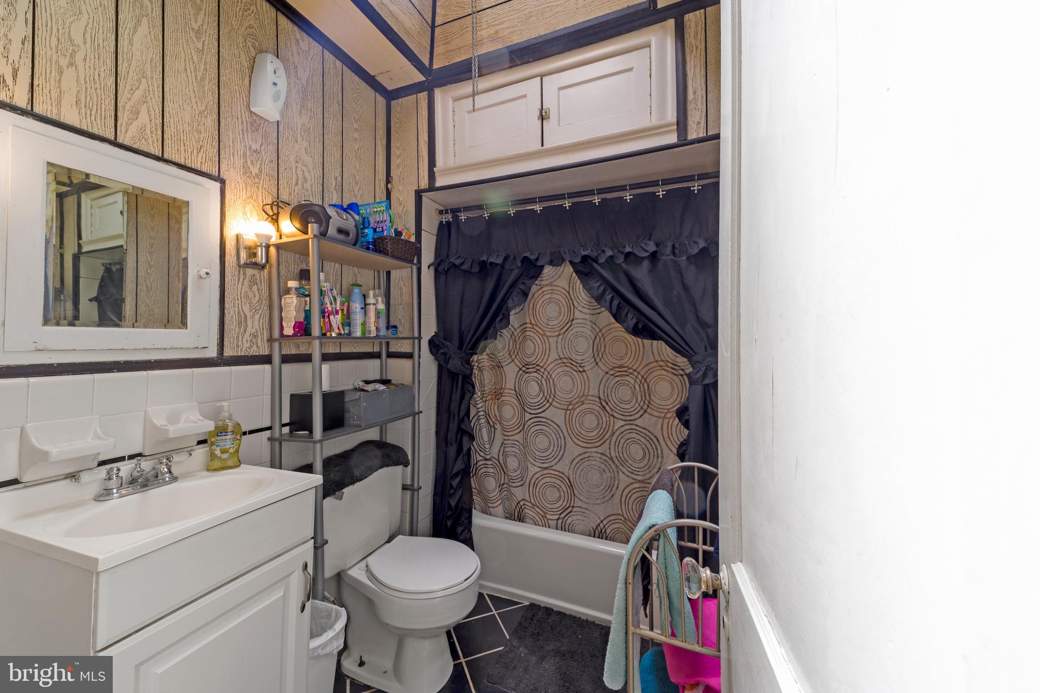 4723 Rorer Street Philadelphia, PA 19120 - Photo 20 of 24 2nd Level Bathroom