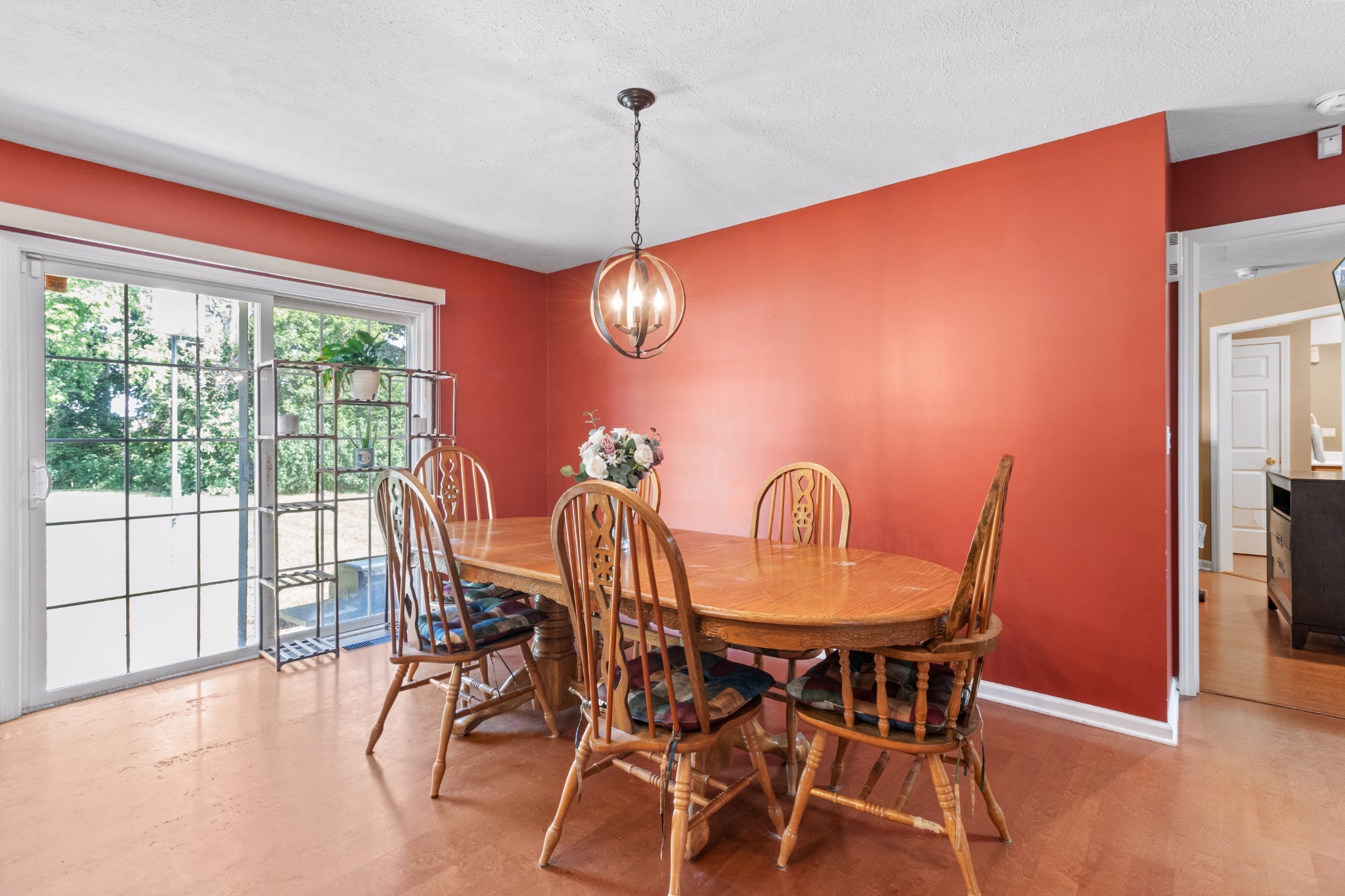 1033 Sivley Road Hopkinsville, KY 42240 - Photo 15 of 23 a dining room with furniture and window