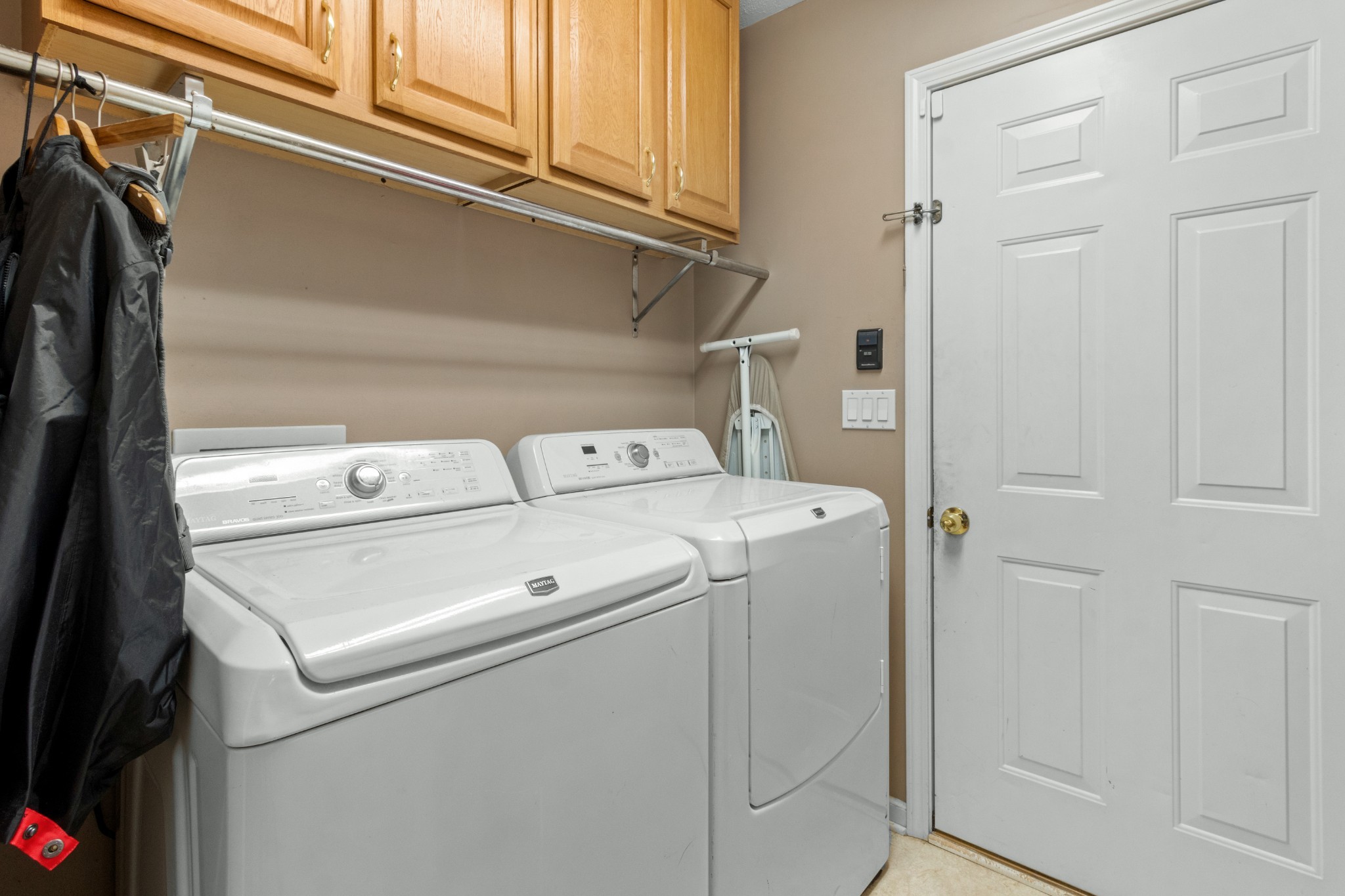 1033 Sivley Road Hopkinsville, KY 42240 - Photo 16 of 23 a utility room with dryer and washer