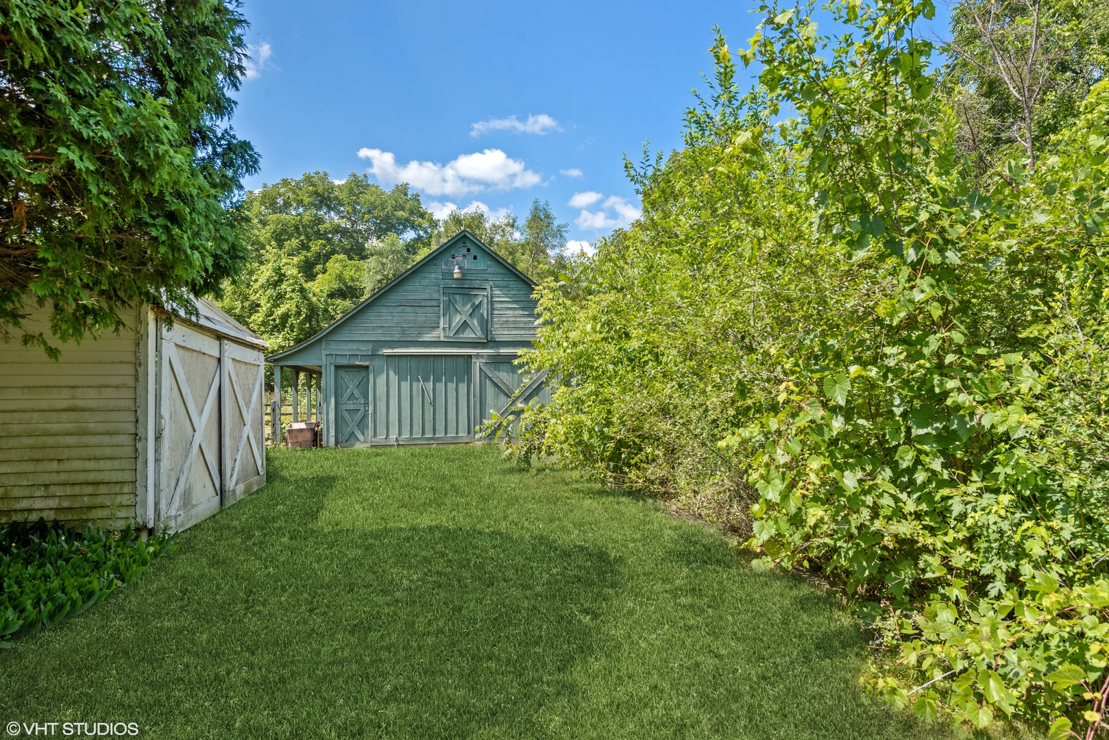 421 South Fleming Road Bull Valley, IL 60098 - Photo 3 of 26 Gallery Image 3