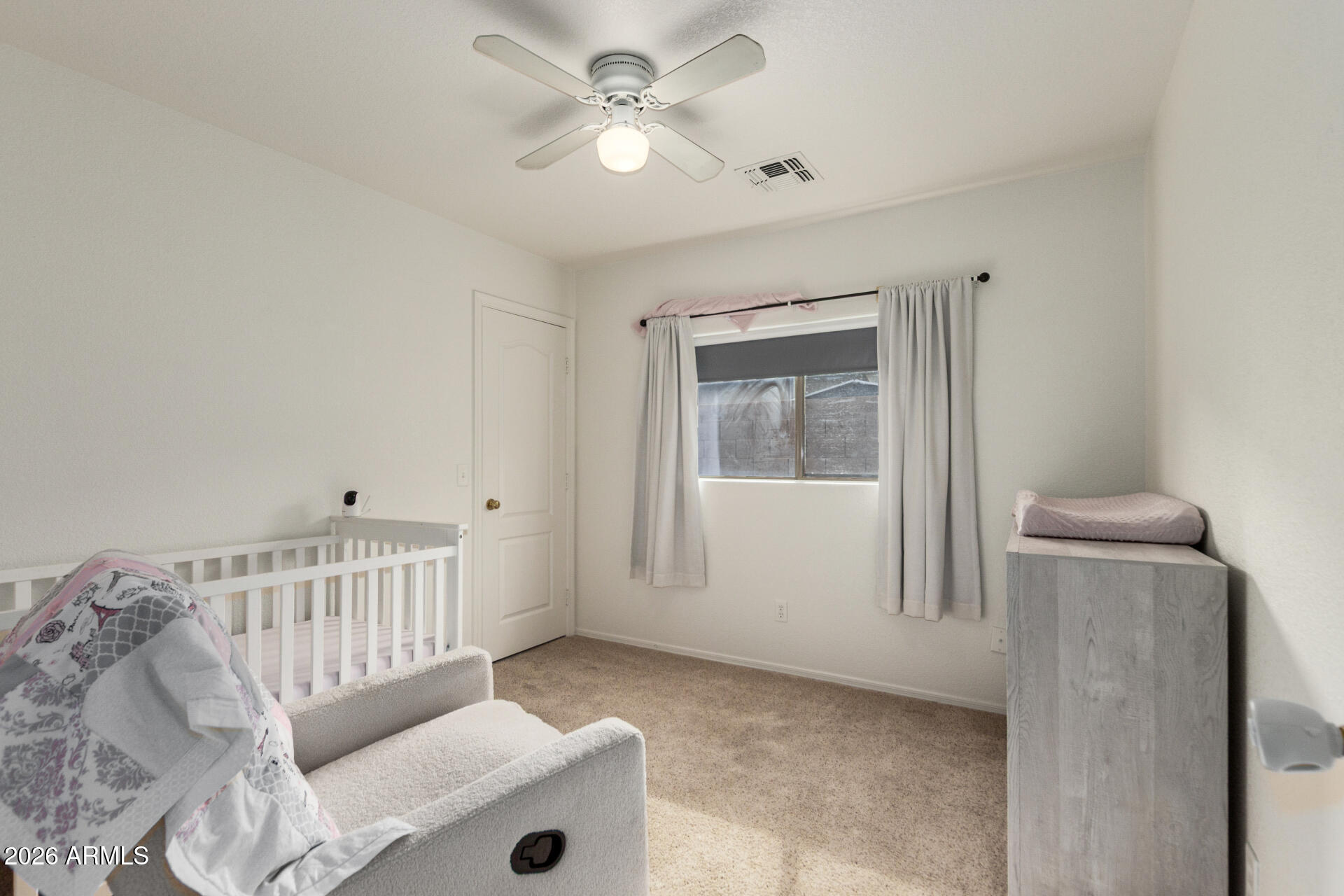 8806 South 9th Street Phoenix, AZ 85042 - Photo 20 of 31 a view of a livingroom with a couch