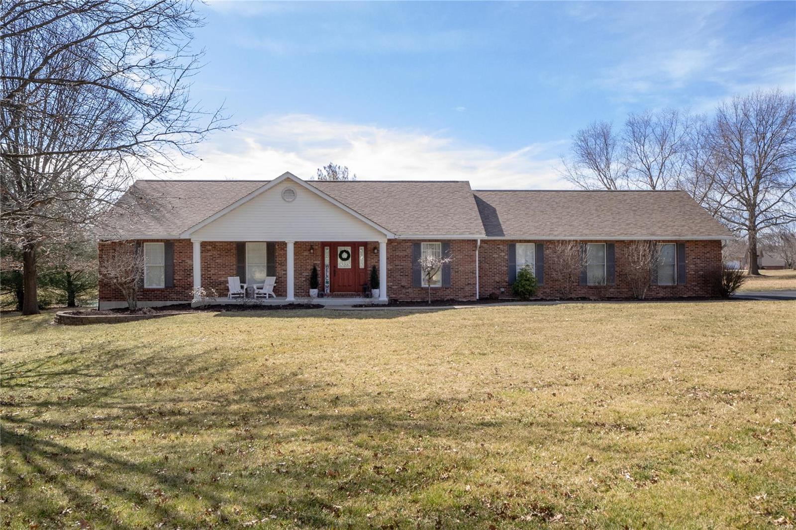 21 Country Lakes Lane Waterloo, IL 62298 - Photo 1 of 44