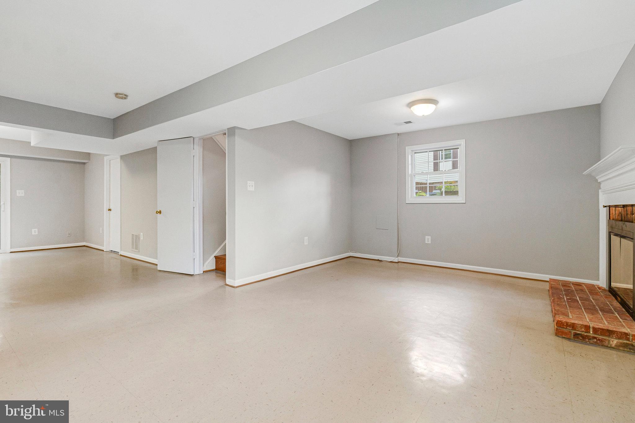 8020 Sleepy View Lane Springfield, VA 22153 - Photo 49 of 53 a view of an empty room with a window