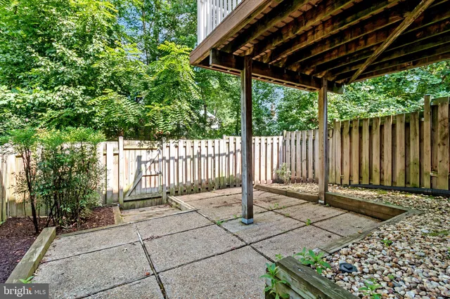 $3,150 | 8020 Sleepy View Lane, Springfield, VA 22153