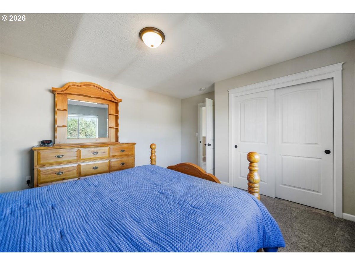 2105 Northeast Summit Drive Albany, OR 97321 - Photo 30 of 48