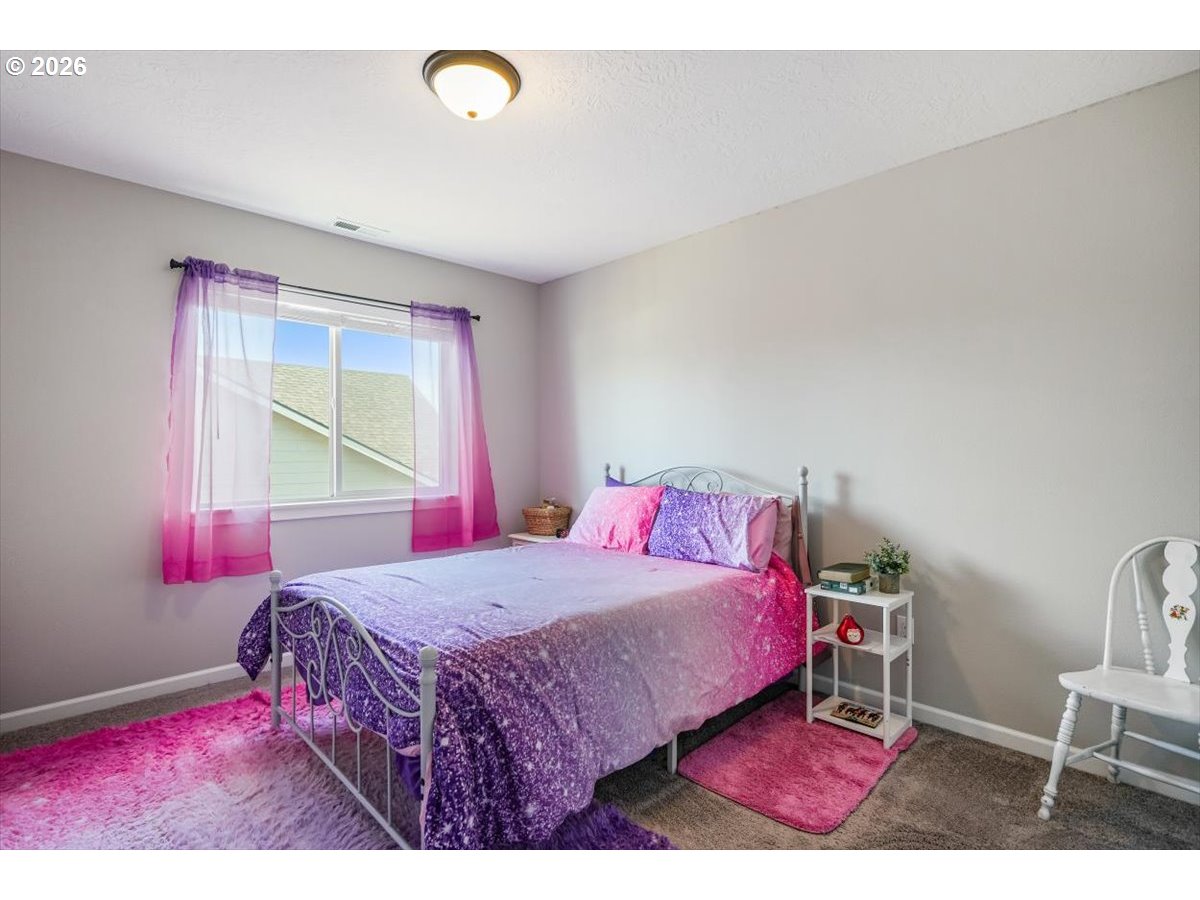 2105 Northeast Summit Drive Albany, OR 97321 - Photo 33 of 48