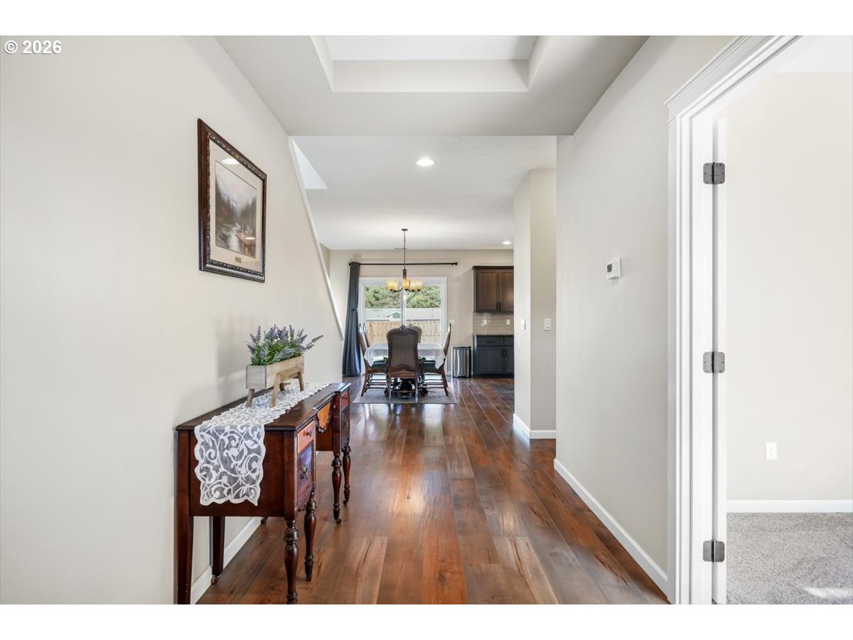 2105 Northeast Summit Drive Albany, OR 97321 - Photo 7 of 48