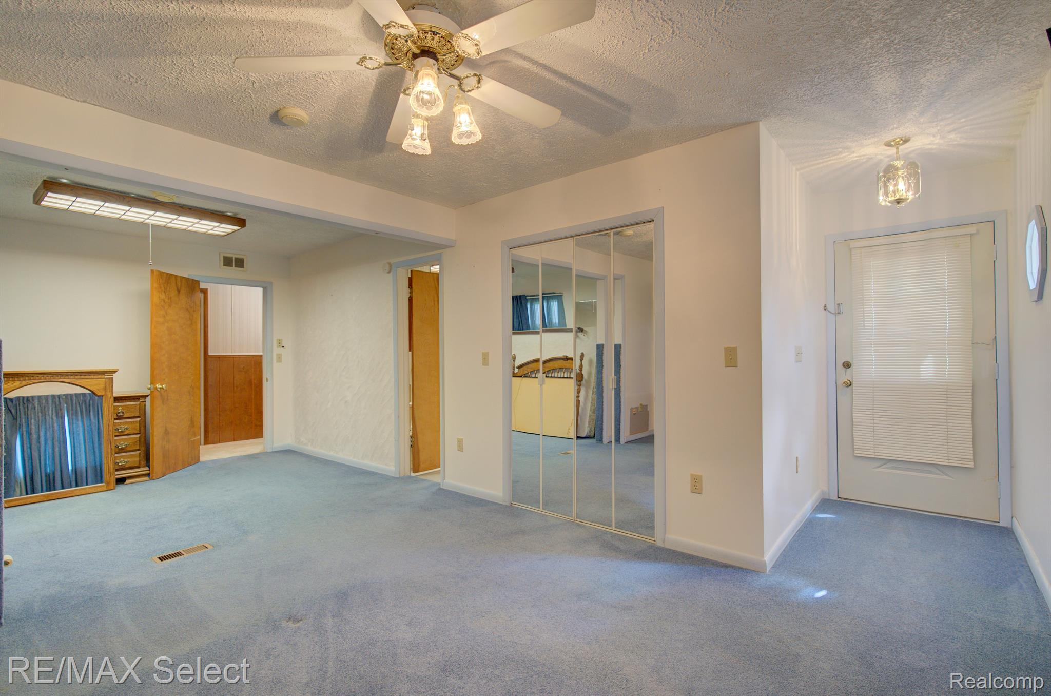 5132 Torrey Road Flint, MI 48507 - Photo 28 of 36 Gallery Image 28