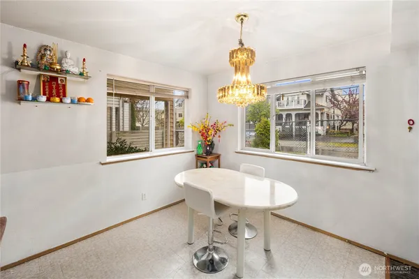 $985,000 | 3317 Claremont Avenue South, Seattle, WA 98144