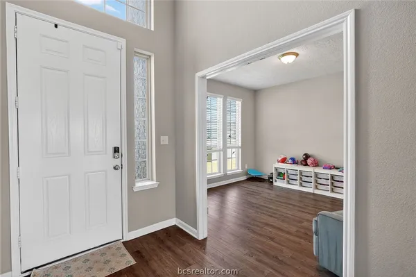 $394,500 | 2001 Shimla Drive, Bryan, TX 77807