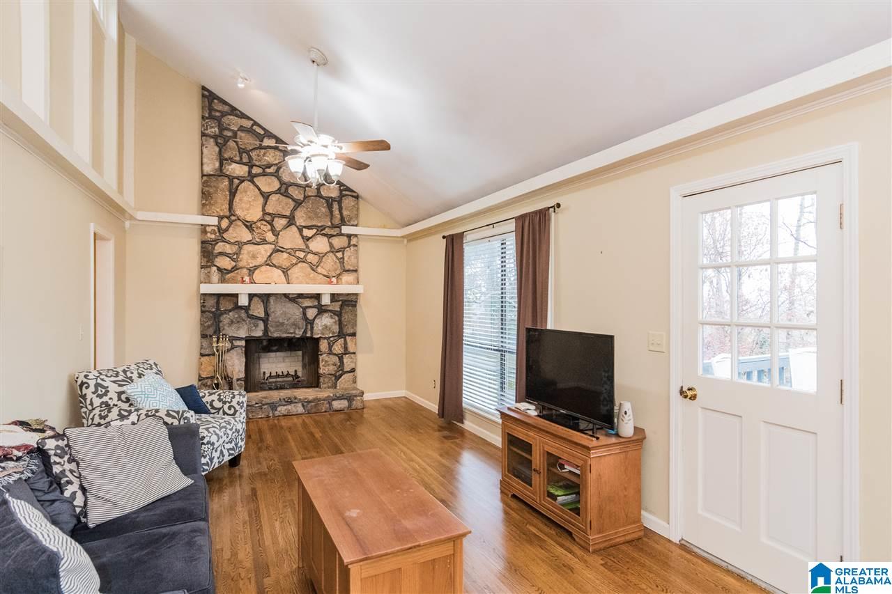 708 Colonial Drive Alabaster, AL 35007 - Photo 6 of 32 Gallery Image 6