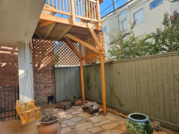 $5,500 | 6310 Taggart Street, Unit B, Houston, TX 77007