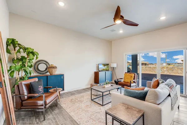 $404,950 | 117 Wind Mill Trail, Santa Teresa, NM 88008