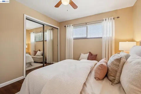 $1,169,000 | 33166 Basswood Avenue, Union City, CA 94587