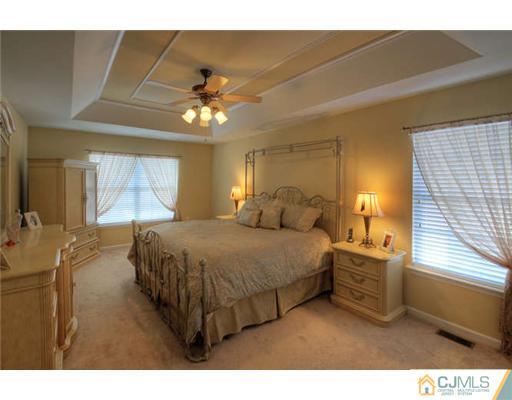 34 Carnation Road Monroe Township, NJ 08831 - Photo 13 of 22 Gallery Image 13