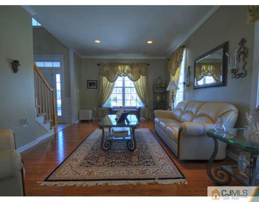 34 Carnation Road Monroe Township, NJ 08831 - Photo 5 of 22 Gallery Image 5