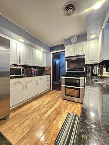 $299,000 | 184 Valley View Drive, Endicott, NY 13760