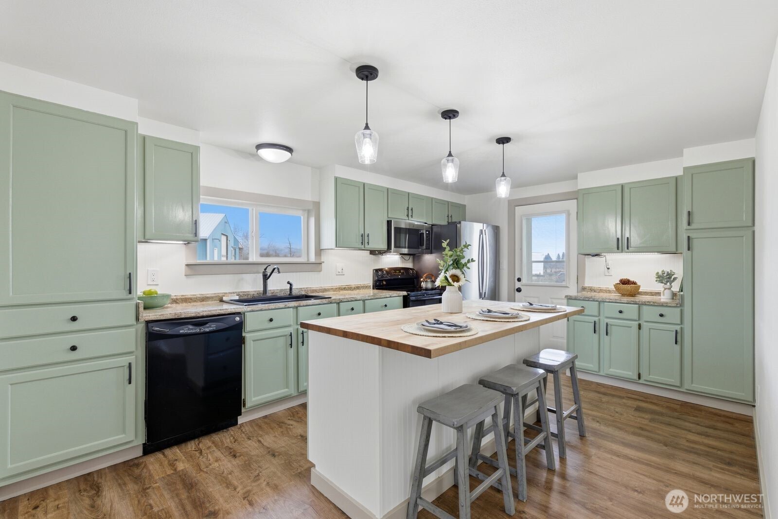 1083 Frontier Road Ellensburg, WA 98926 - Photo 9 of 34