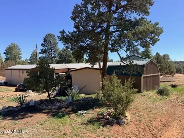 $190,000 | 2019 Broken Arrow Road, Overgaard, AZ 85933