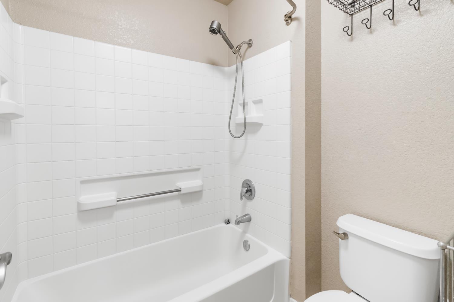 1080 Rudgwick Drive Roseville, CA 95747 - Photo 41 of 68