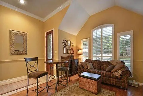 $3,195 | 102 Champions Court, Georgetown, TX 78628