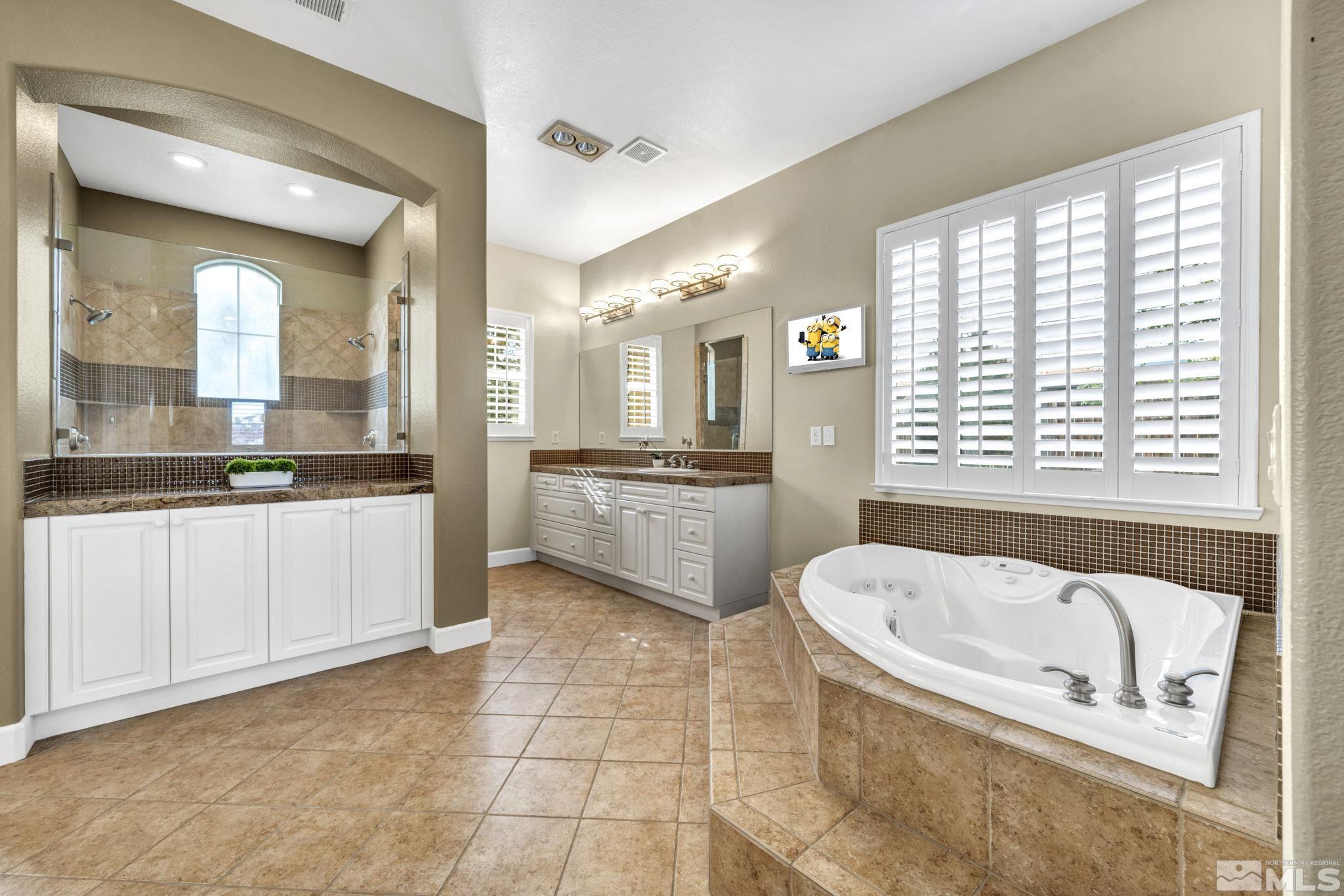 15380 Redmond Loop Reno, NV 89511 - Photo 17 of 40 Photo 17