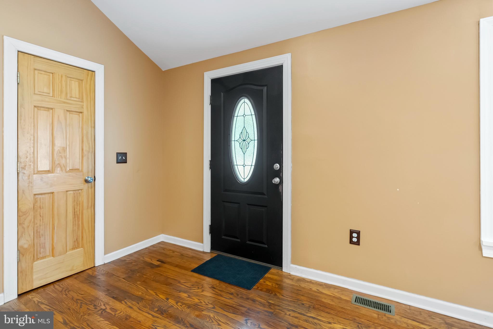 668 State Road West Grove, PA 19390 - Photo 2 of 29