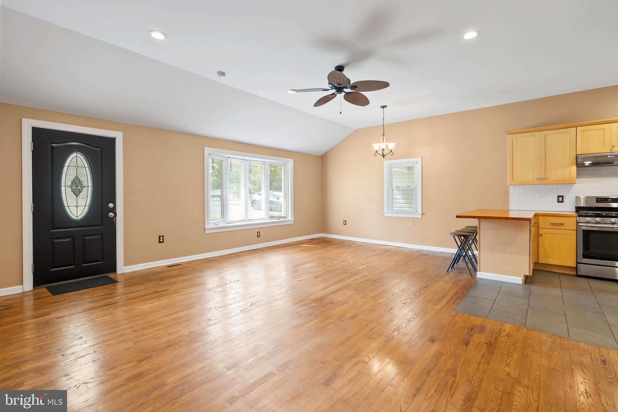 668 State Road West Grove, PA 19390 - Photo 4 of 29