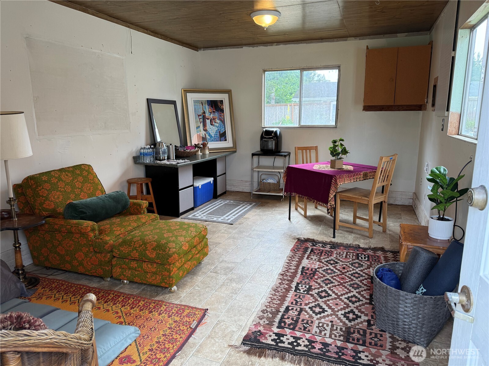 1308 263rd Place Ocean Park, WA 98640 - Photo 4 of 35 a living room with furniture and a window